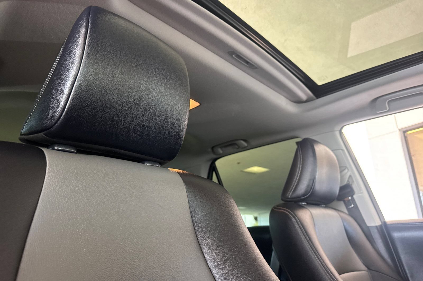 Used 2018 Toyota 4Runner SR5 Premium AWD/4WD image 14