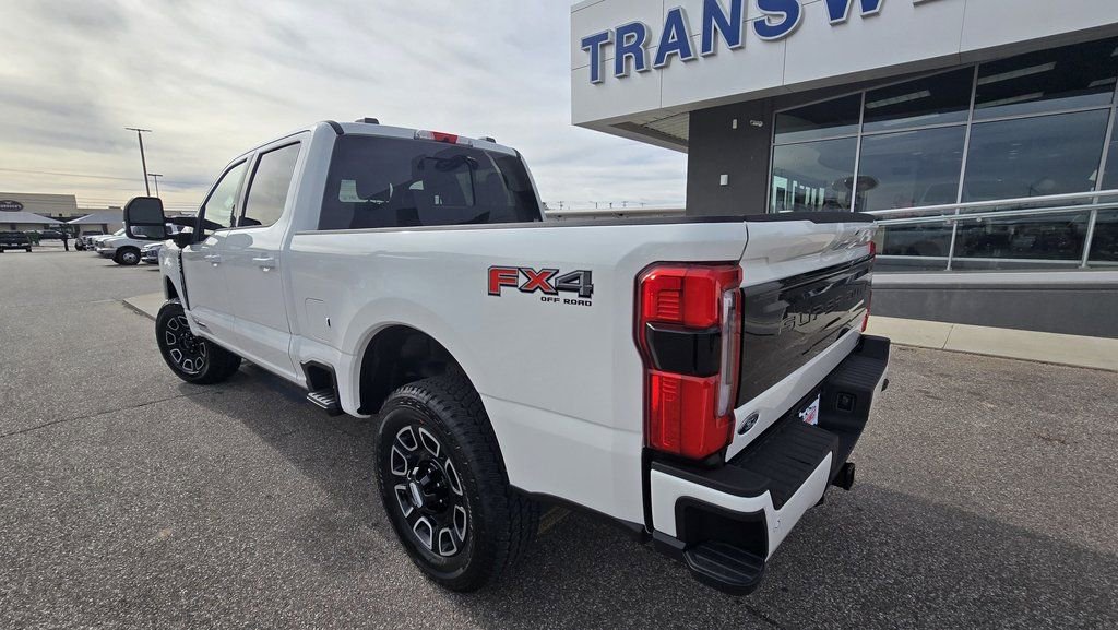 New 2026 Ford F250 Platinum w/ FX4 Off-Road Package AWD/4WD image 9
