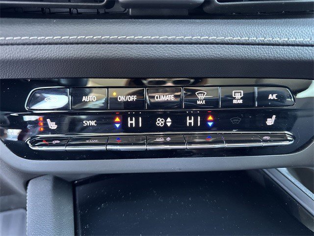 Used 2023 Buick Envision Preferred image 43