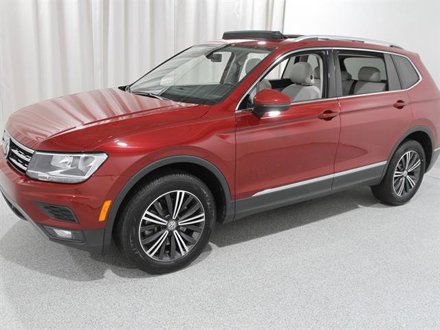 Certified 2019 Volkswagen Tiguan SEL image 3