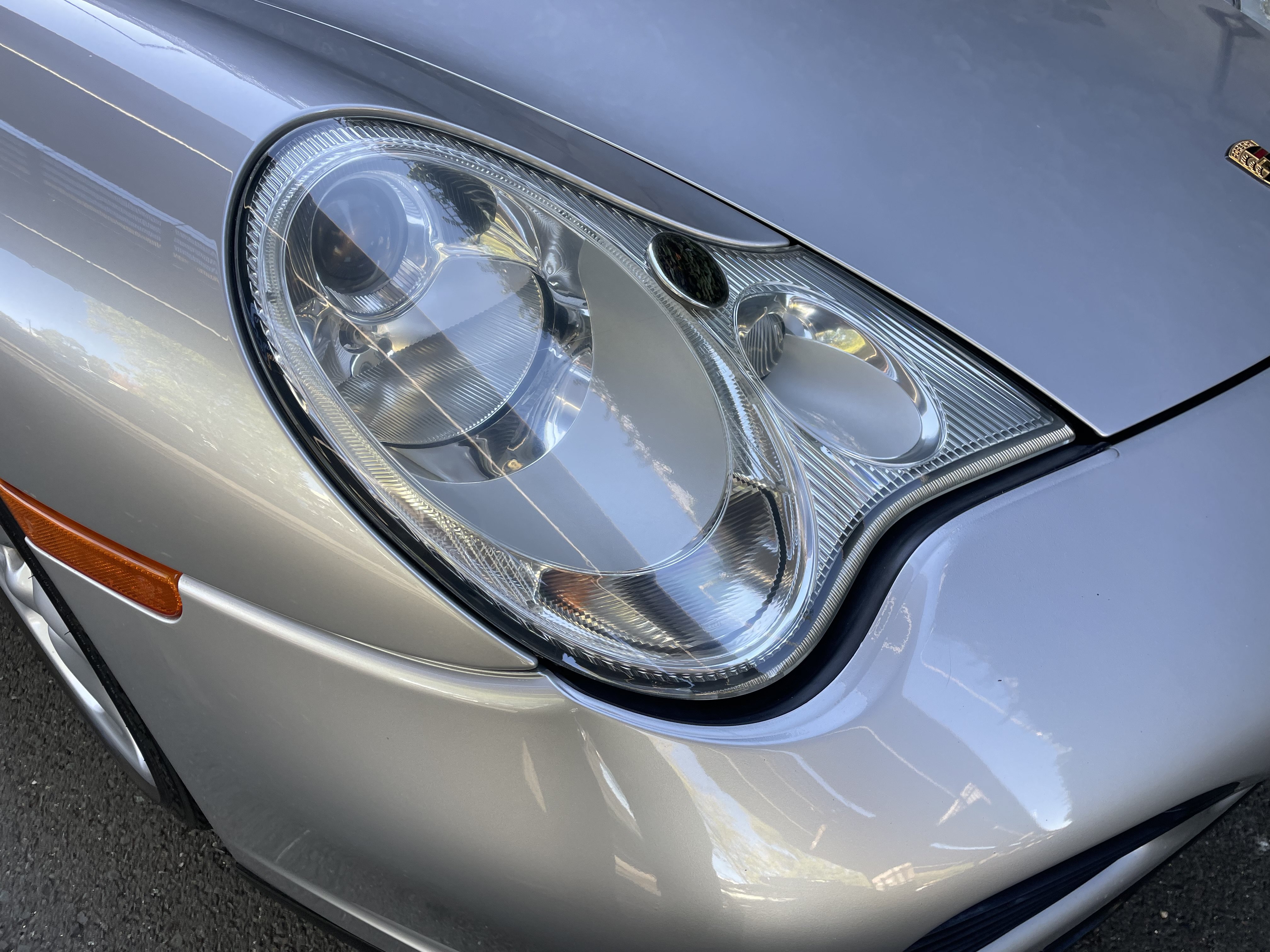 Used 2004 Porsche 911 Carrera 4S AWD/4WD image 11