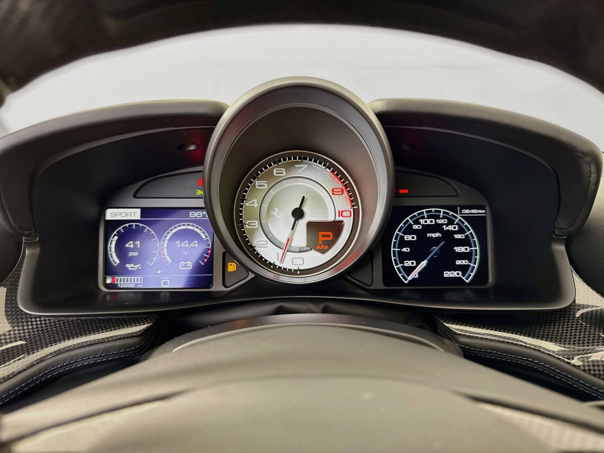 Certified 2017 Ferrari GTC4Lusso AWD/4WD image 11