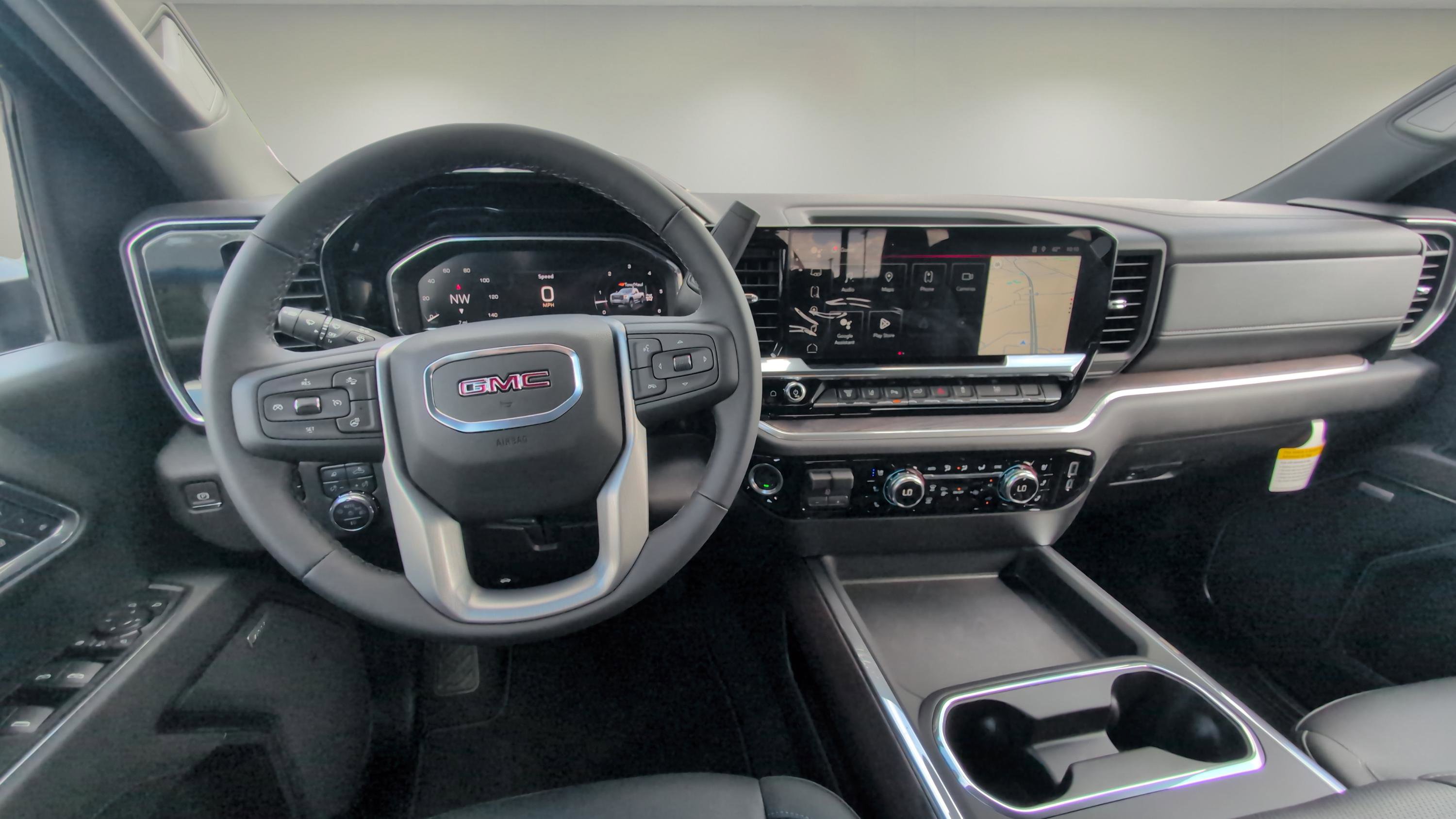 New 2025 GMC Sierra 2500 SLT w/ SLT Convenience Package AWD/4WD image 9