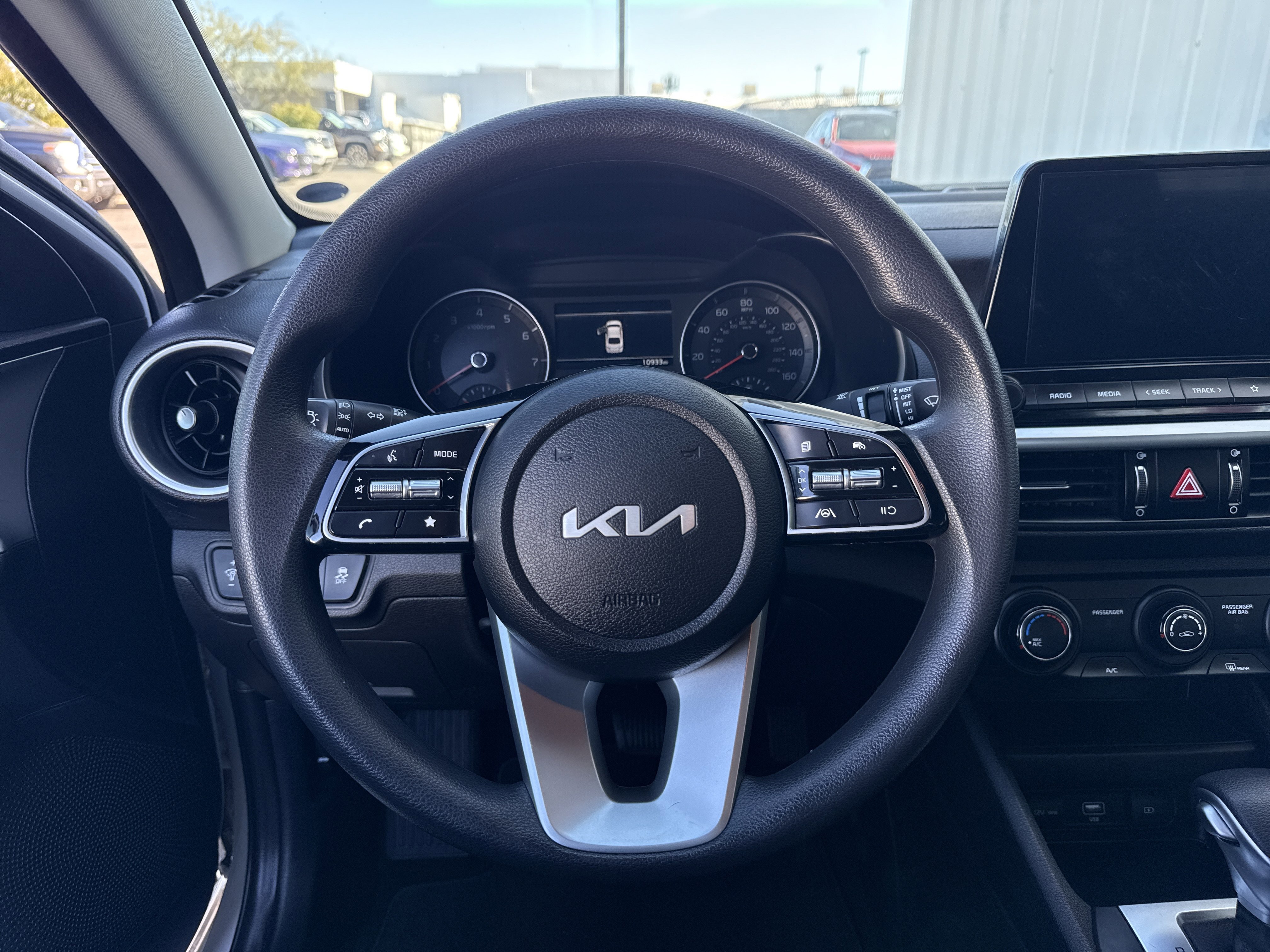 Used 2024 Kia Forte LX image 21