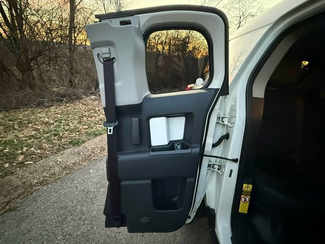 Used 2011 Toyota FJ Cruiser 4WD image 33