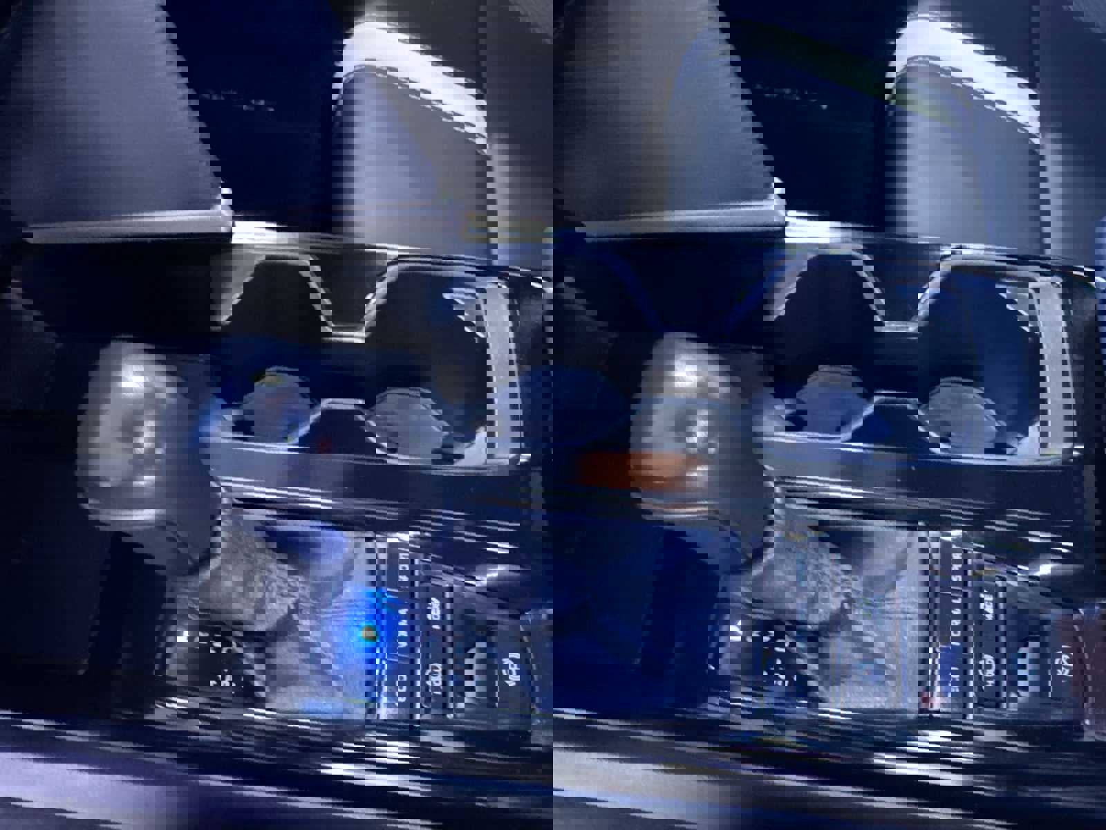 Used 2025 Toyota Camry SE w/ Convenience Package image 28