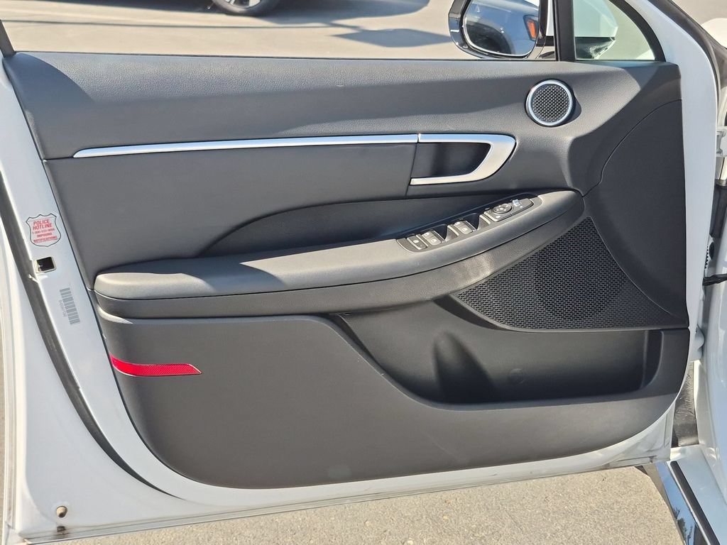 Used 2025 Hyundai Sonata SEL FWD image 11