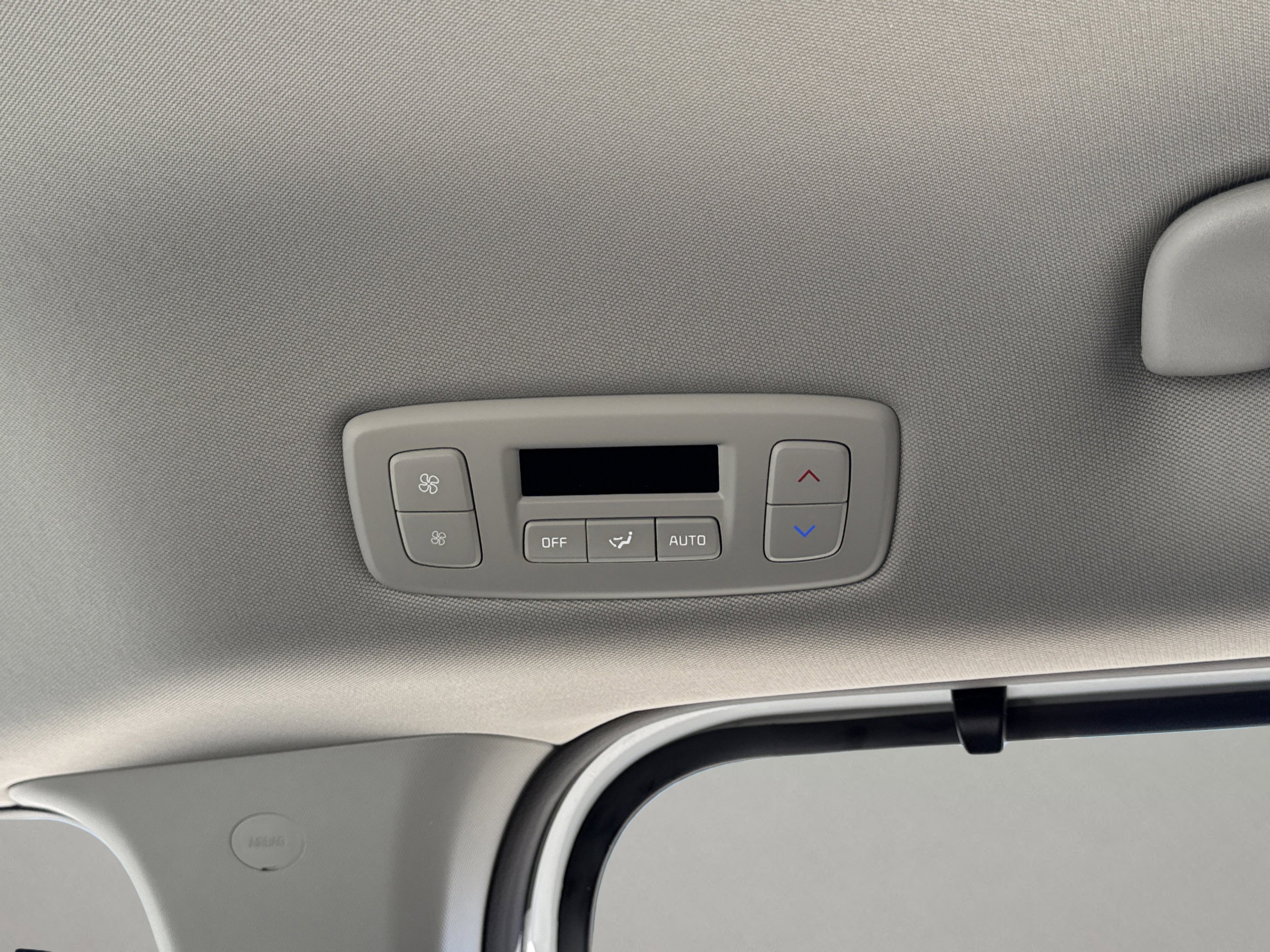 New 2026 Kia Carnival EX FWD image 21
