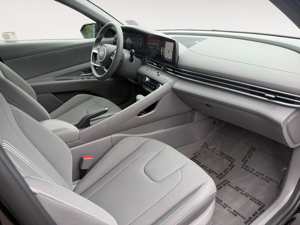 Used 2024 Hyundai Elantra SEL FWD image 26