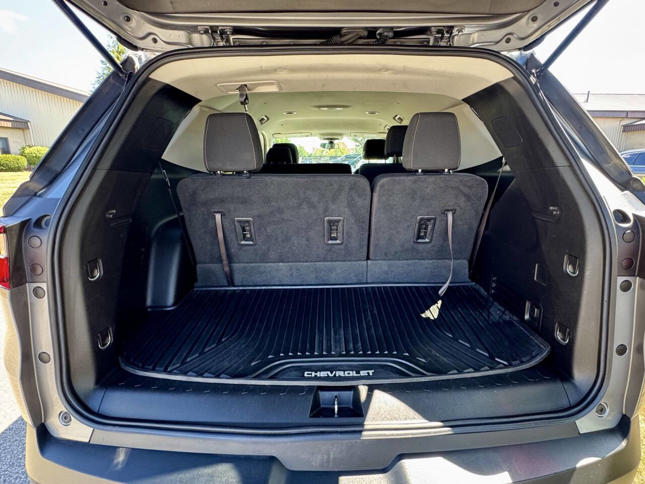 Used 2020 Chevrolet Traverse LS image 12