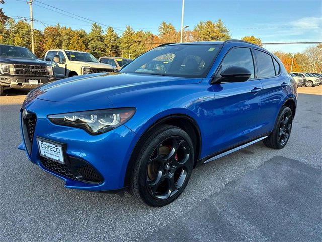 Used 2024 Alfa Romeo Stelvio Veloce image 6