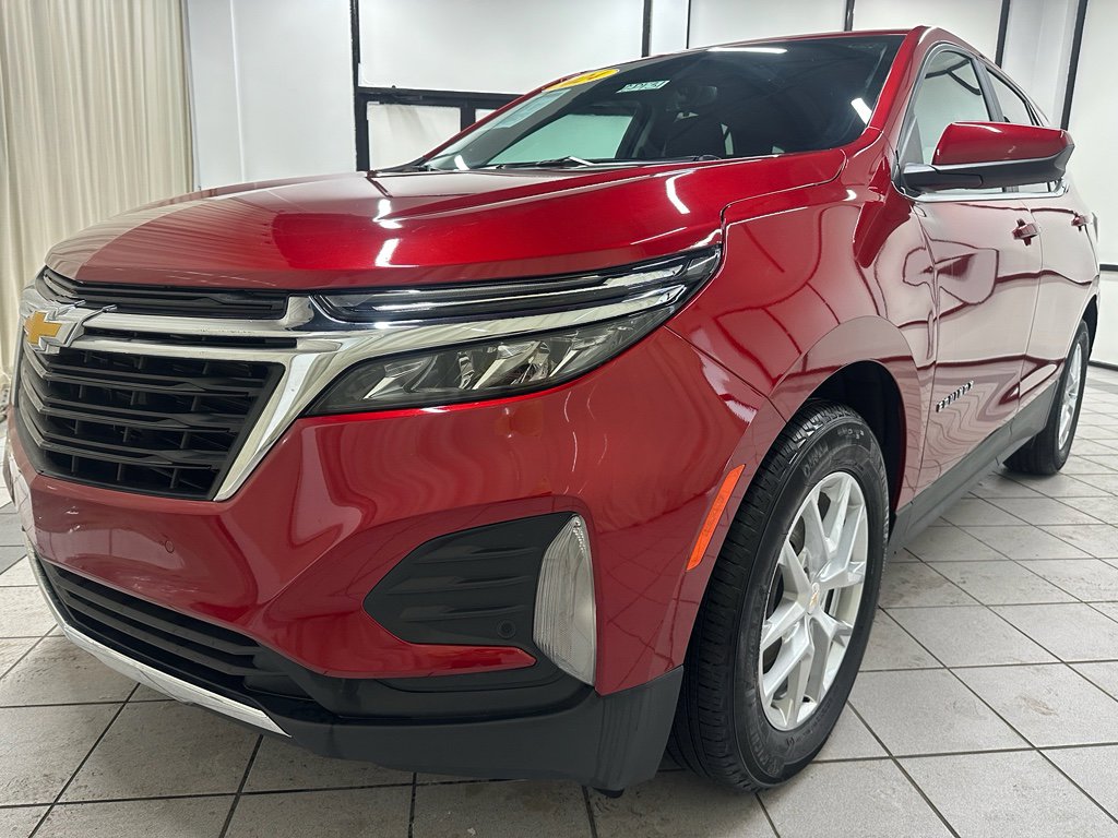 Certified 2024 Chevrolet Equinox LT w/ LPO, Floor Liner Package FWD image 11