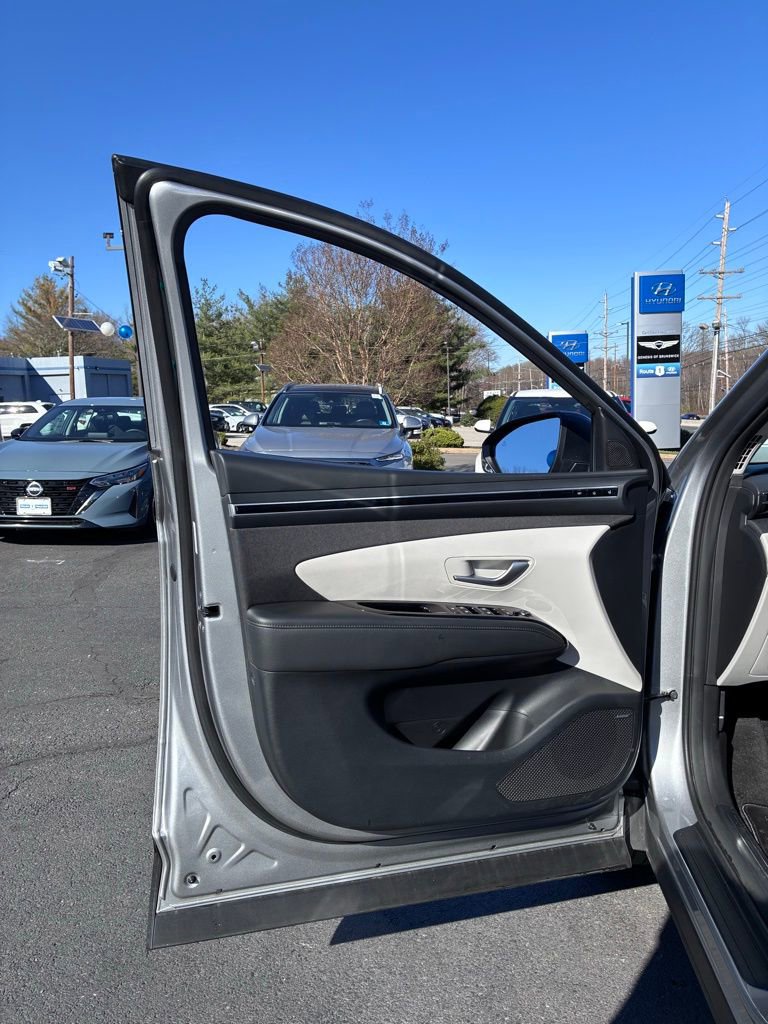 Used 2024 Hyundai Tucson Limited AWD/4WD image 46