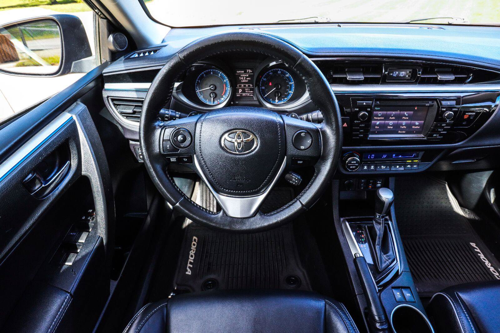 Used 2015 Toyota Corolla S Premium FWD image 24