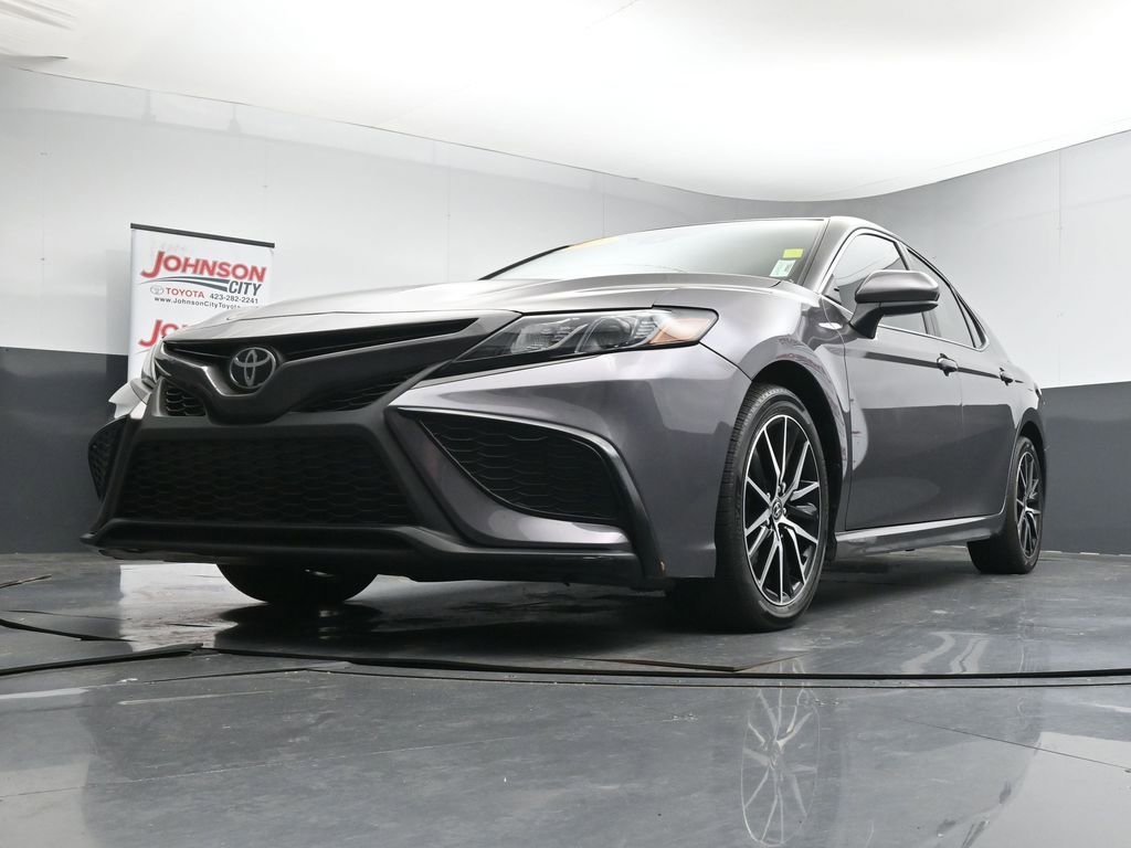 Used 2021 Toyota Camry SE FWD image 35