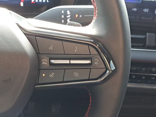 Used 2025 Chevrolet Equinox RS w/ Convenience Package III image 11