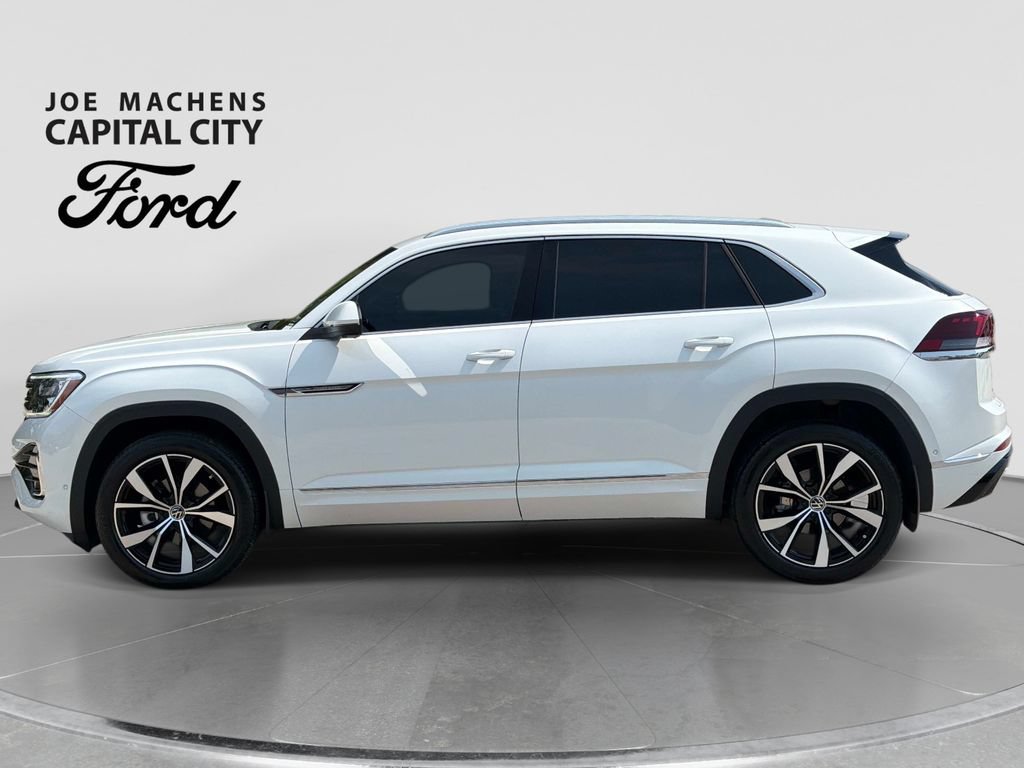 Used 2026 Volkswagen Atlas Cross Sport SEL Premium R-Line AWD/4WD image 8