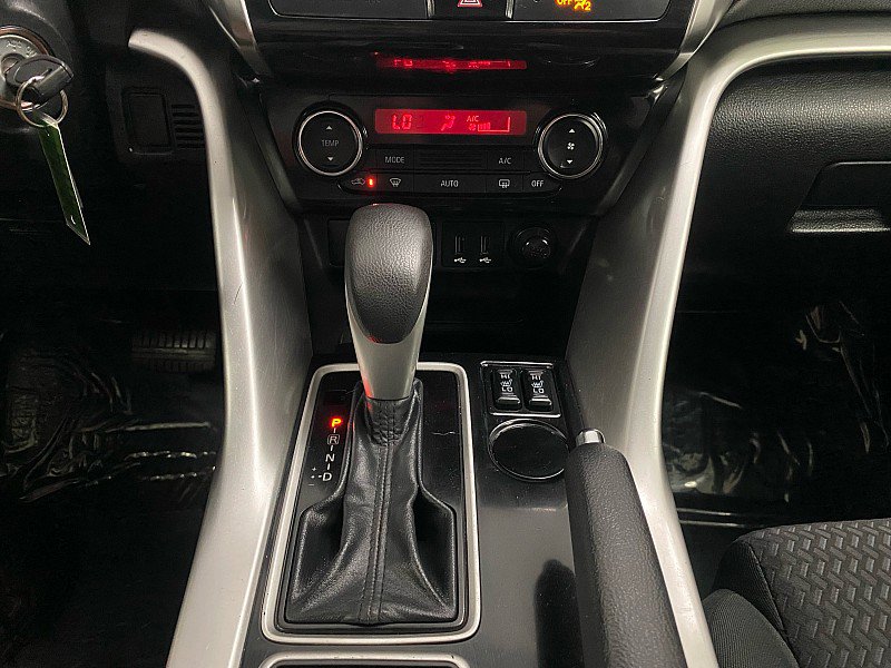 Used 2020 Mitsubishi Eclipse Cross LE image 20