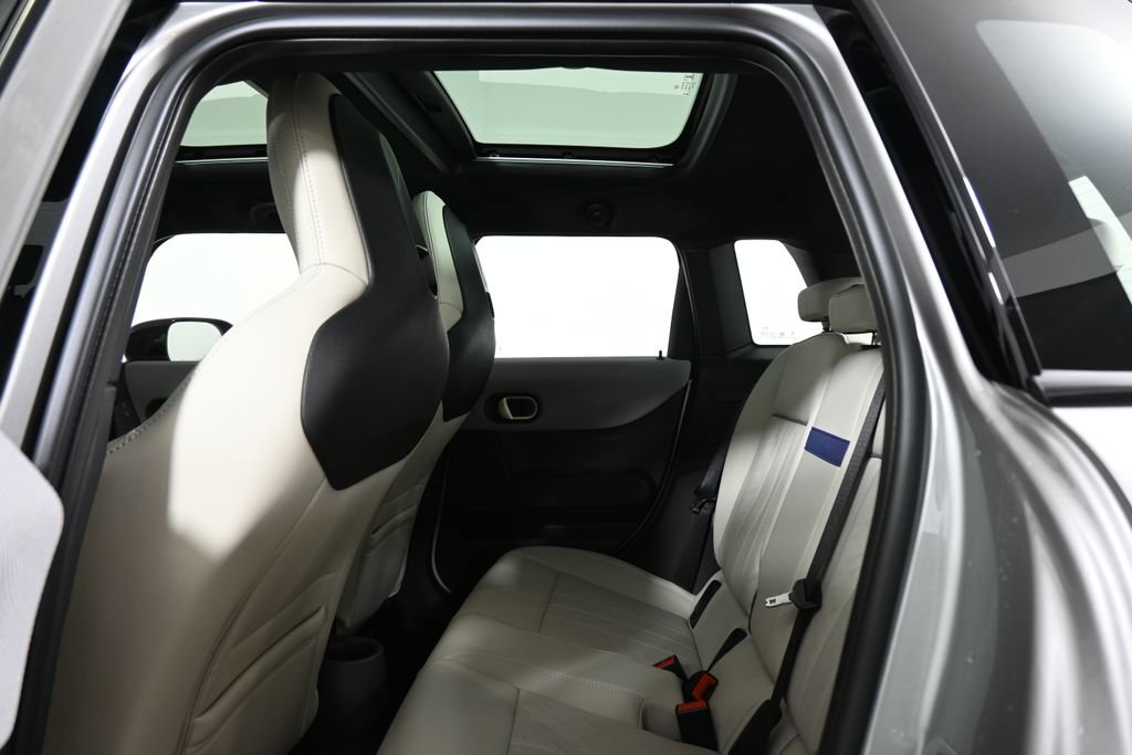 New 2026 MINI Cooper 4-Door Hardtop FWD image 25