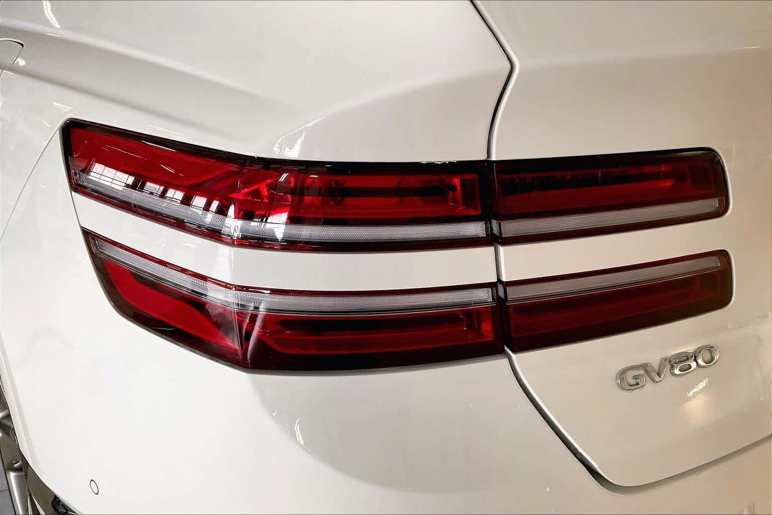 Used 2024 Genesis GV80 2.5T w/ Prestige Package AWD/4WD image 26