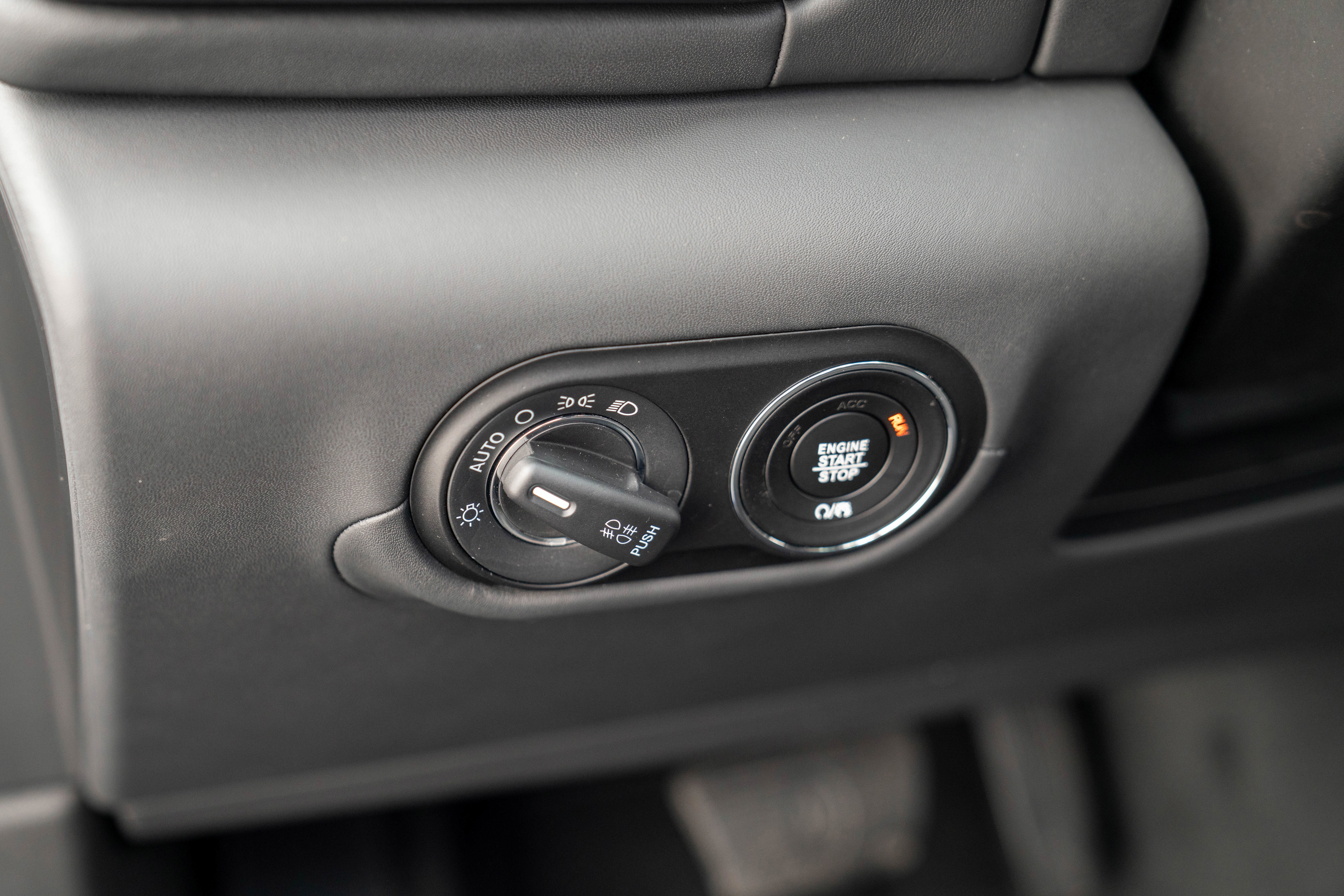 Used 2024 Maserati Levante GT Ultima image 16