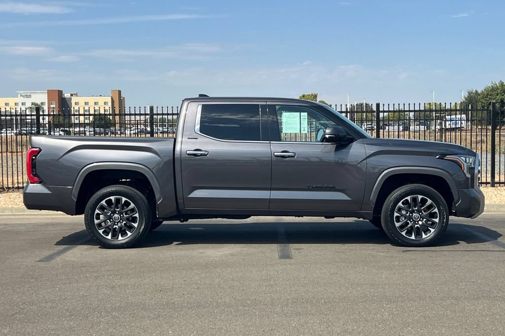 Used 2023 Toyota Tundra Limited AWD/4WD image 3
