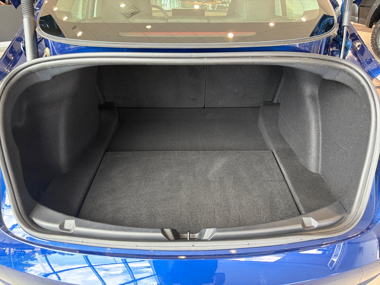 Used 2023 Tesla Model 3 Standard Range RWD image 27