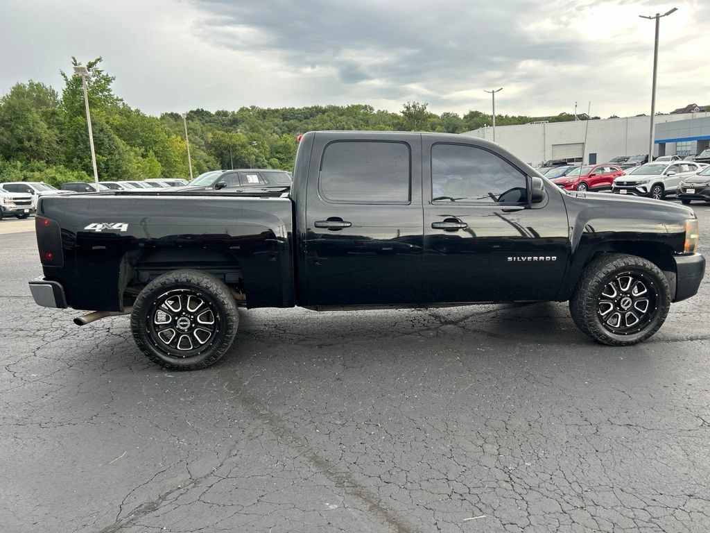 Used 2013 Chevrolet Silverado 1500 LTZ w/ LTZ Plus Package AWD/4WD image 4