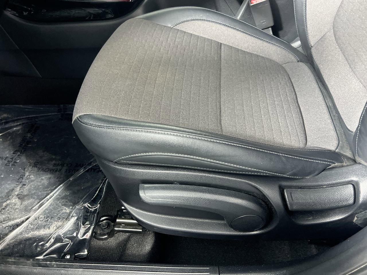 Certified 2023 Kia Seltos S w/ Navigation Package FWD image 14