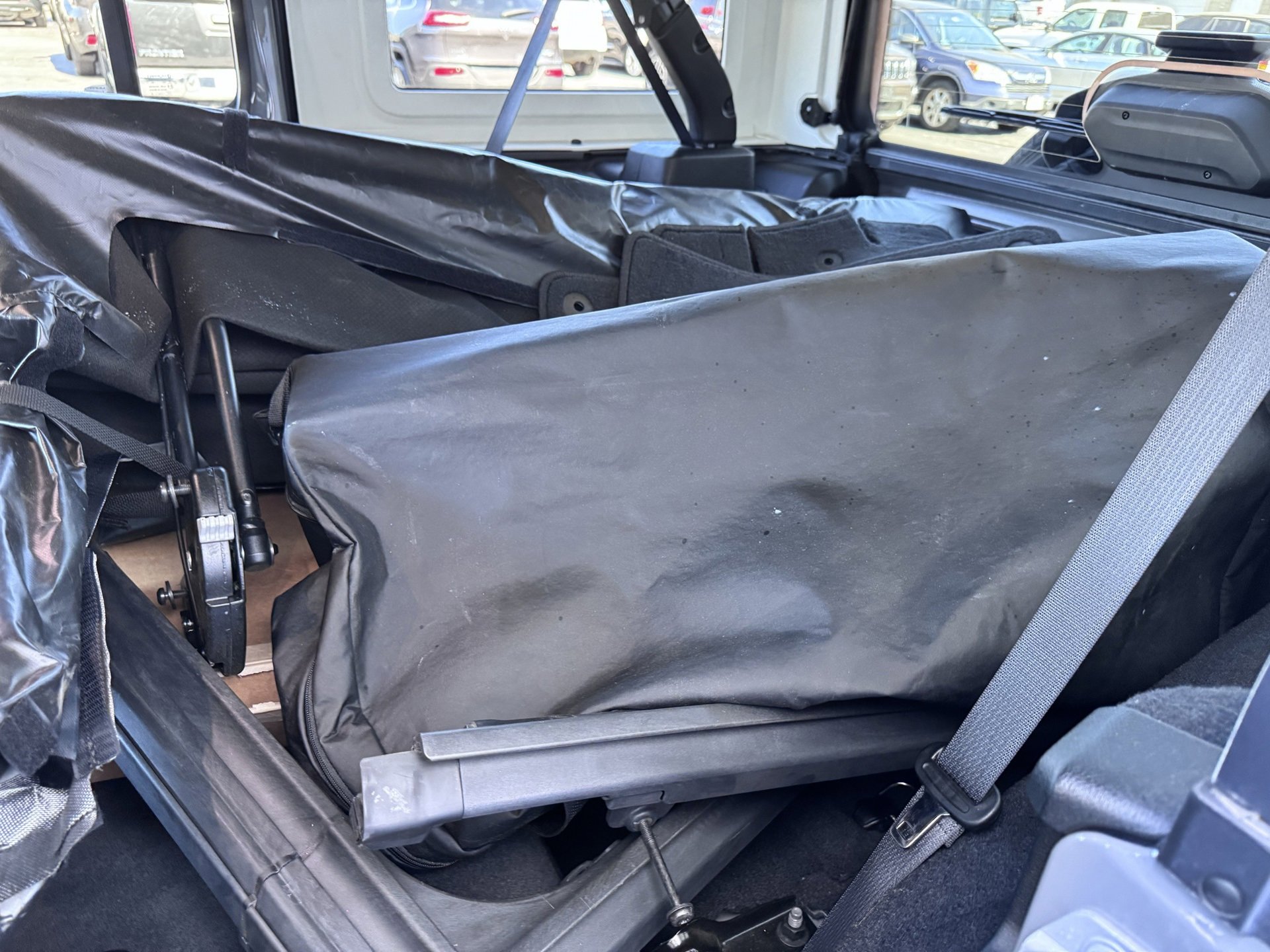 Used 2021 Jeep Wrangler Unlimited Sahara w/ Uconnect 4C Nav & Sound Group image 14