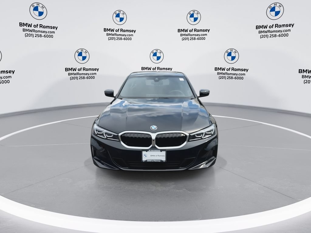 Used 2026 BMW 330i xDrive Sedan w/ Premium Package AWD/4WD image 3