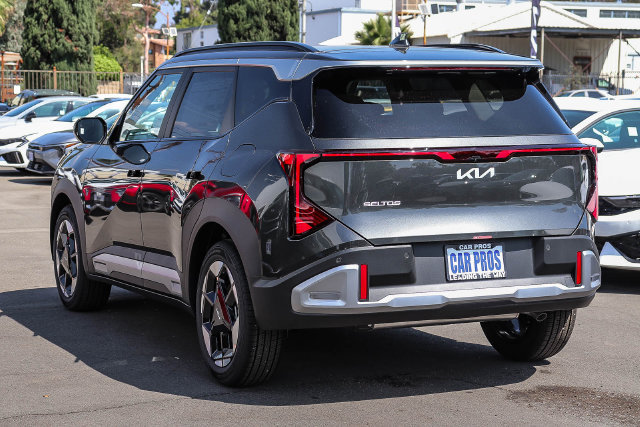 New 2027 Kia Seltos EX FWD image 12
