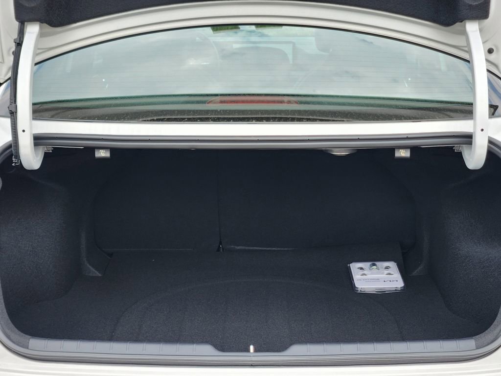 New 2025 Kia K4 GT-Line Turbo image 7