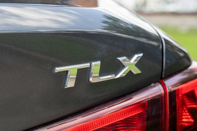 Used 2016 Acura TLX V6 w/ Technology Package FWD image 12