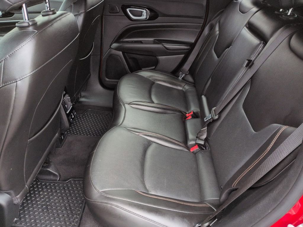 Used 2022 Jeep Compass Limited w/ (RED) Package image 17