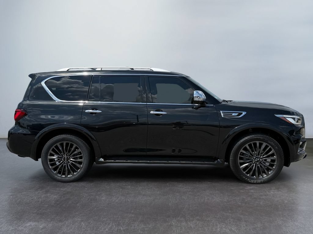 Used 2024 INFINITI QX80 Sensory w/ Cargo Package AWD/4WD image 2