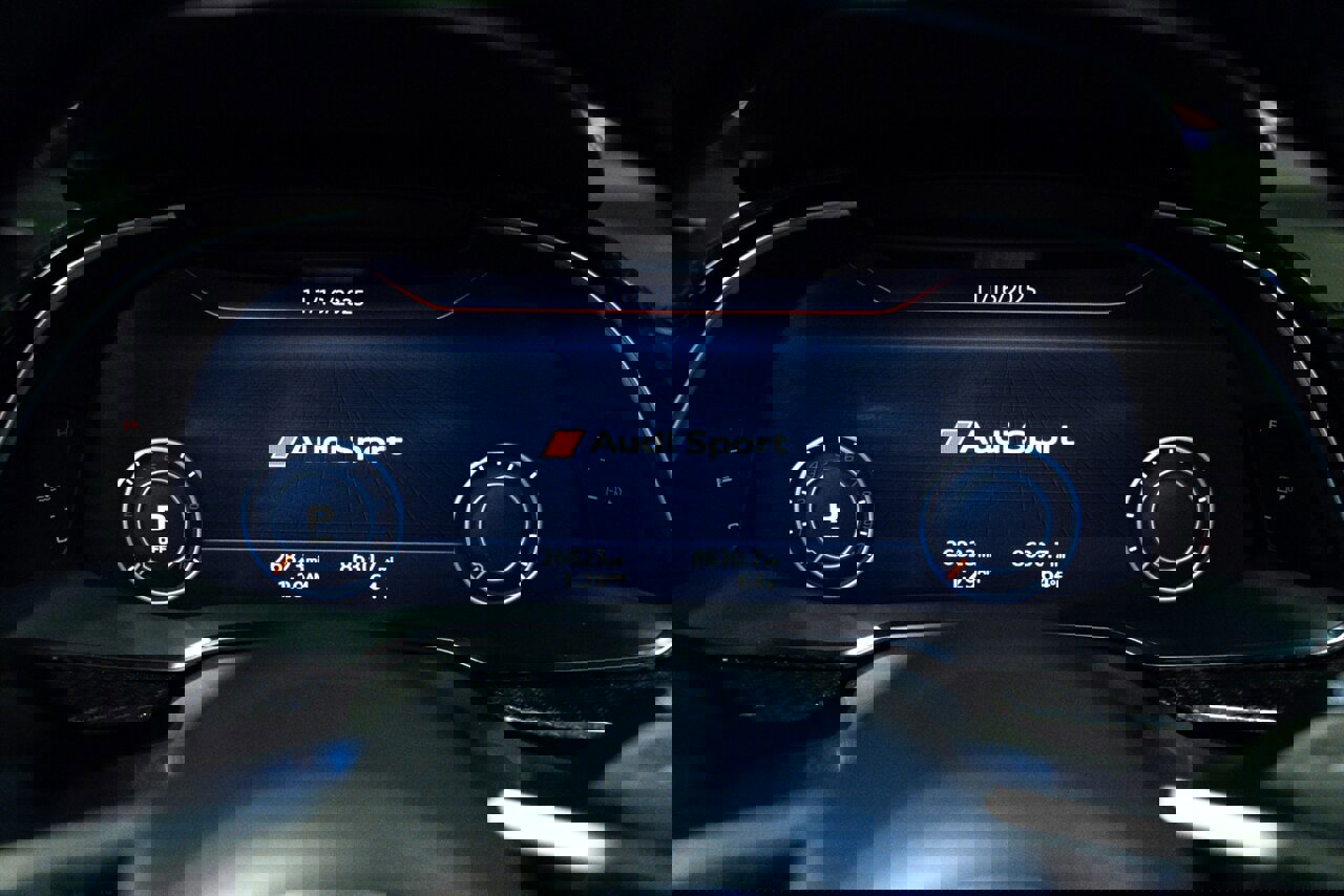 Used 2022 Audi R8 V10 w/ Carbon Exterior Package image 8