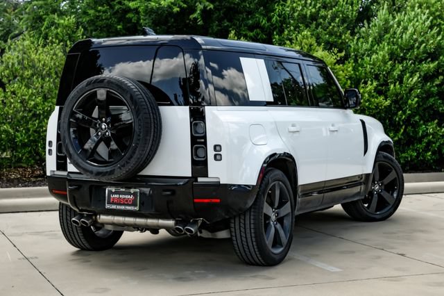 Used 2025 Land Rover Defender 110 V8 AWD/4WD image 10