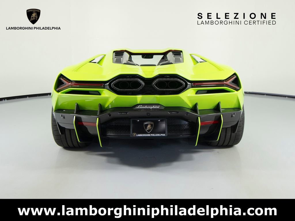 Used 2025 Lamborghini Revuelto image 6