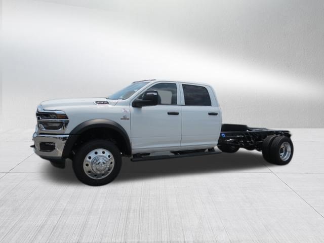 New 2026 RAM 4500 Tradesman w/ Chrome Appearance Group AWD/4WD image 5