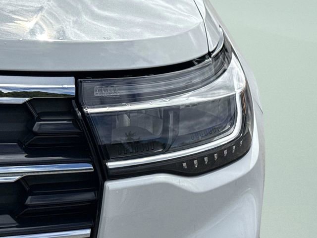 New 2026 Ford Explorer Active w/ Active Comfort Package image 9