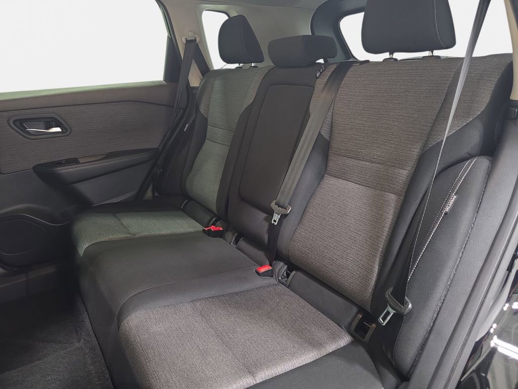 Used 2023 Nissan Rogue SV image 13