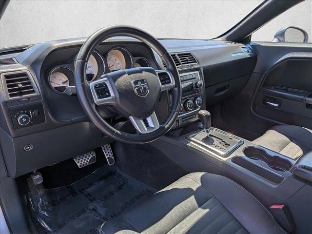 Used 2011 Dodge Challenger RWD image 10