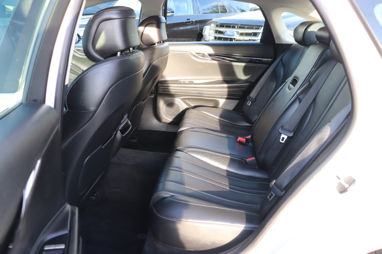 Used 2023 Genesis G80 2.5T image 12