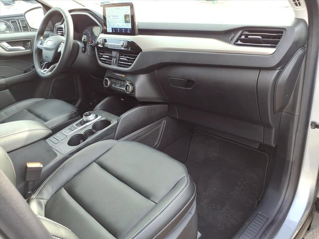 Certified 2022 Ford Escape SEL AWD/4WD image 9
