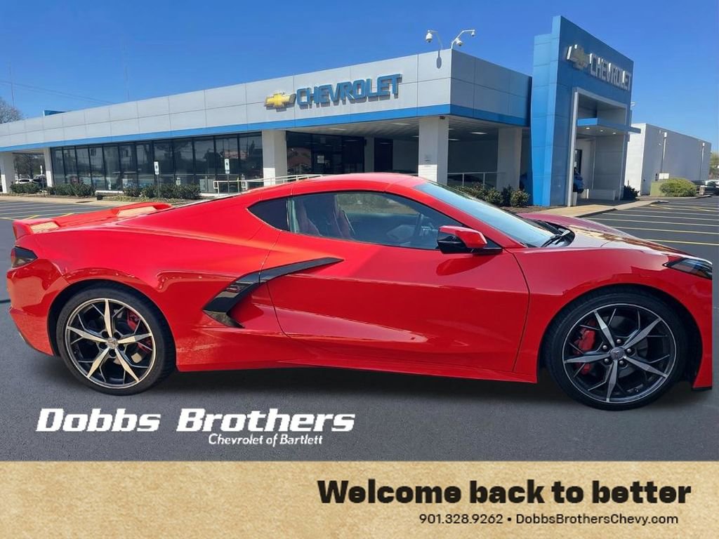 Used 2022 Chevrolet Corvette Stingray Preferred Cpe w/ Z51 Performance Package RWD image 5
