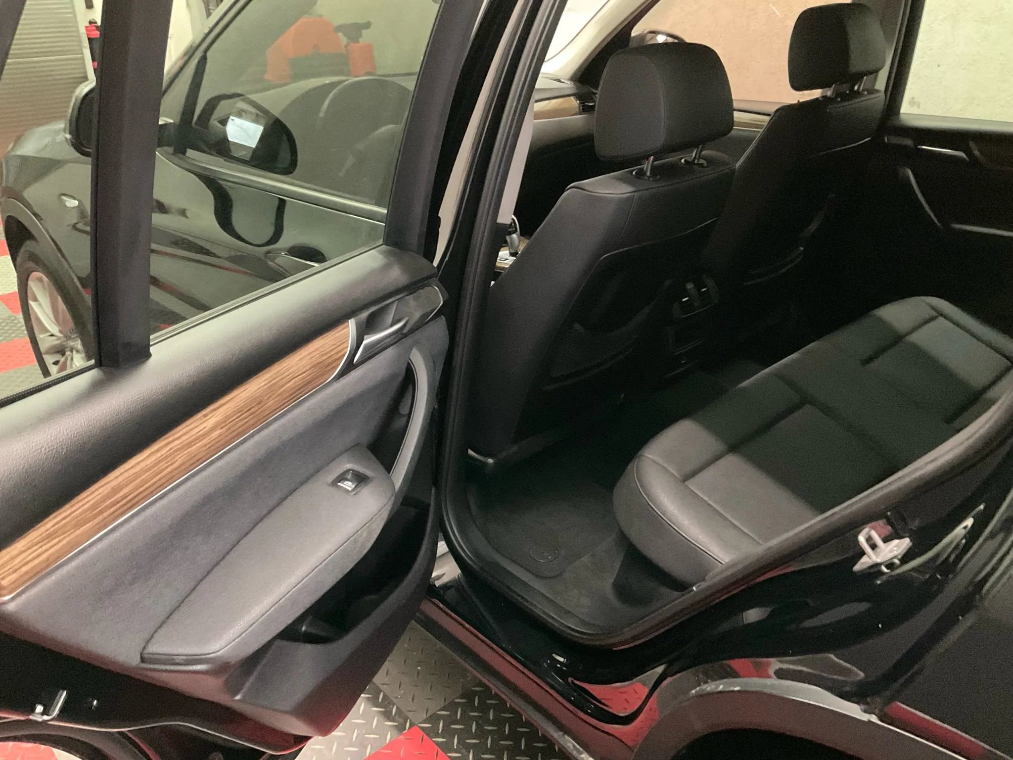 Used 2017 BMW X3 xDrive28i image 13