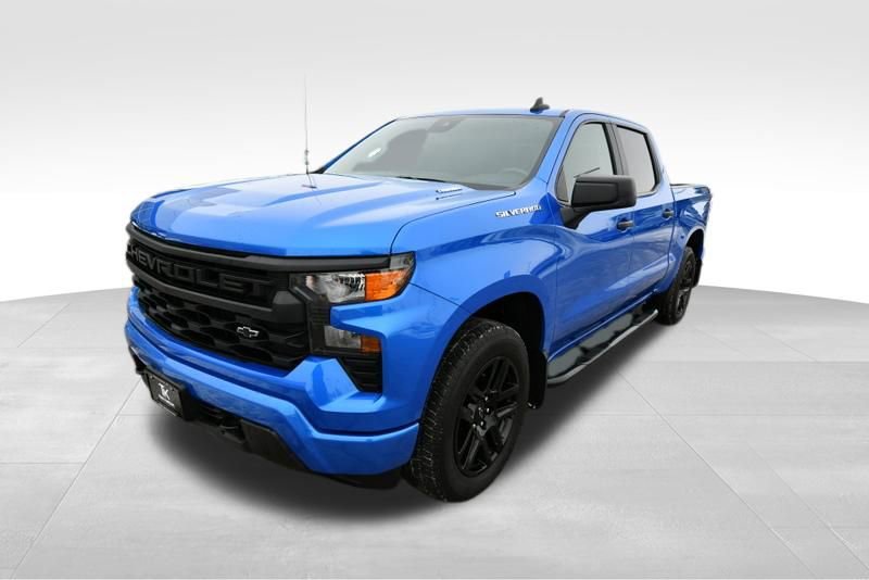 Used 2025 Chevrolet Silverado 1500 Custom w/ LPO, Dark Essentials Package AWD/4WD image 2
