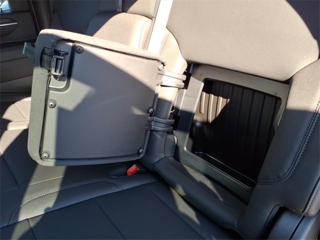 New 2026 GMC Sierra 2500 SLT w/ SLT Convenience Package image 16