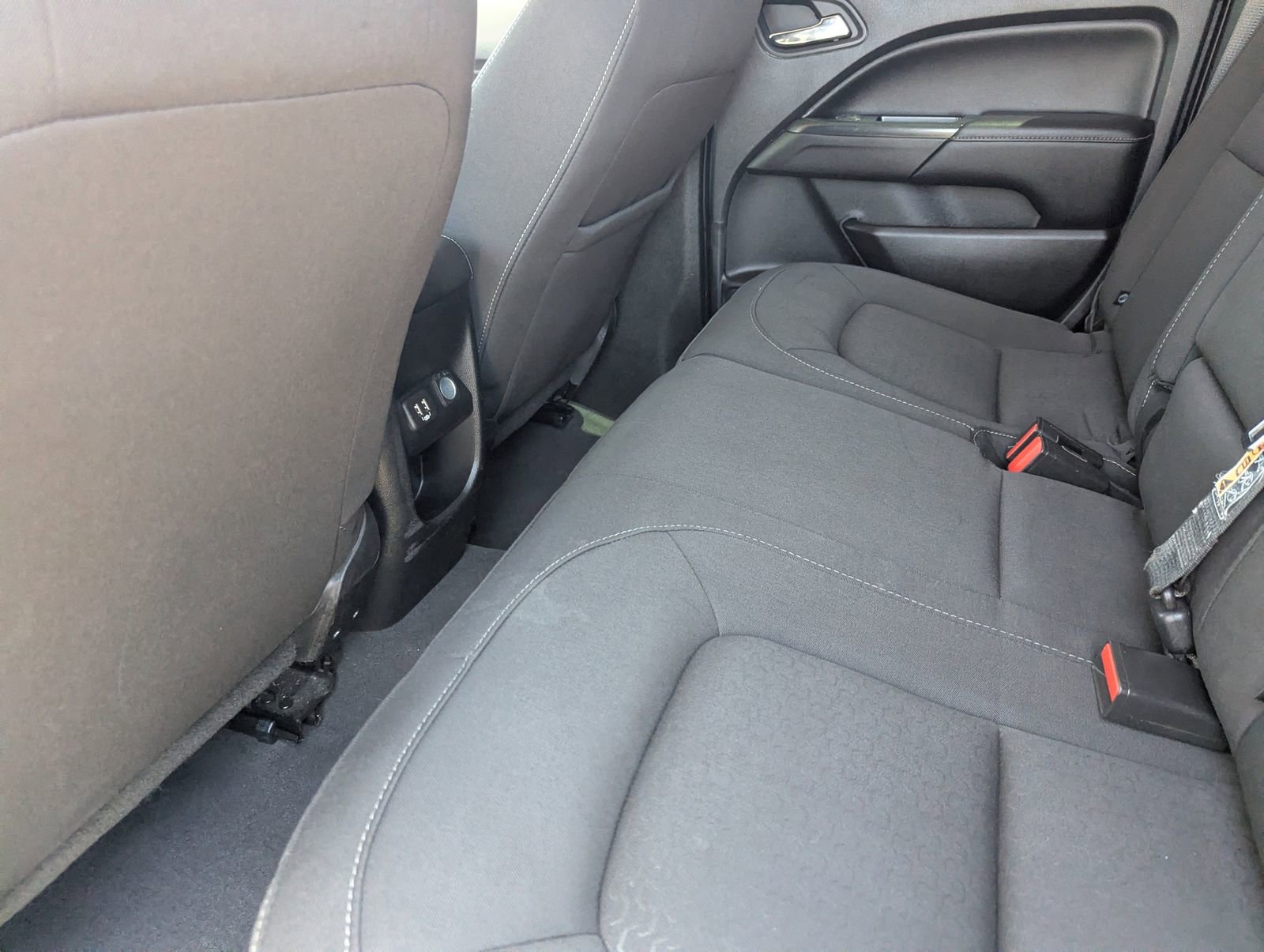 Used 2019 GMC Canyon SLE w/ Driver Alert Package RWD image 15